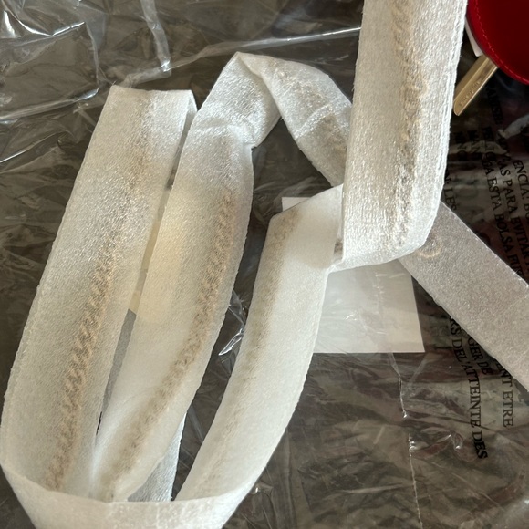 NWT - I Love NY X Kate Spade New York Big Apple Crossbody - Picture 3 of 14